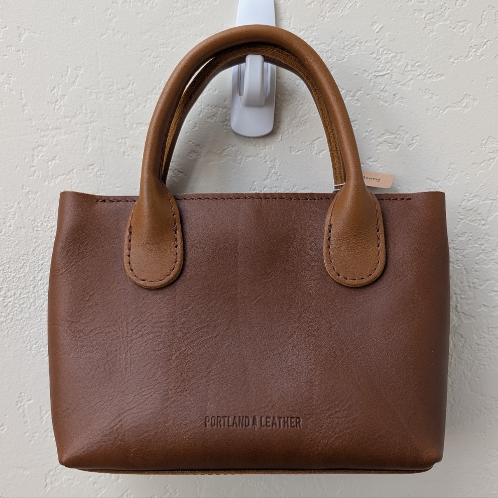 Honey Small Raindrop Crossbody Bag